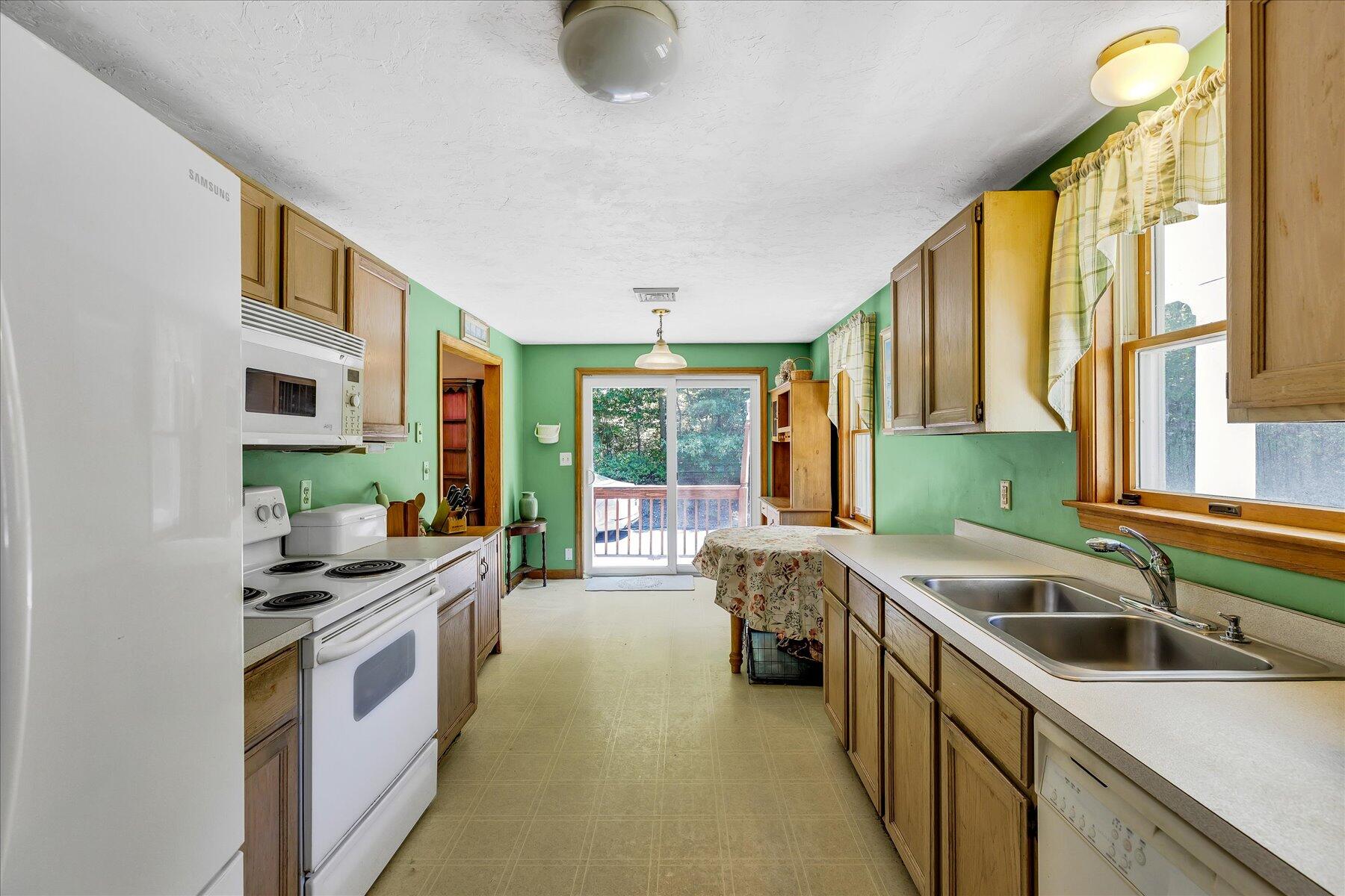 25 Great Woods Road
