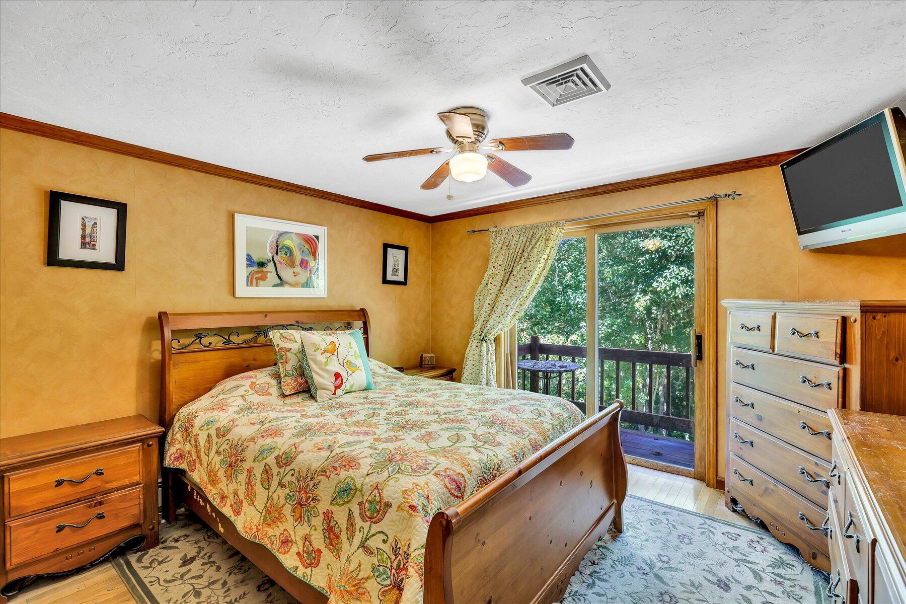25 Great Woods Road