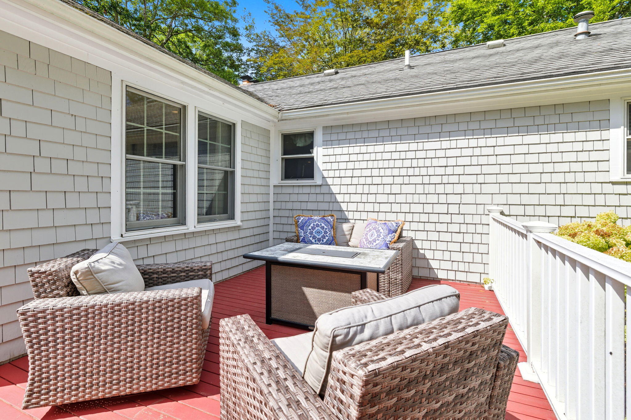 68 Seaboard Lane