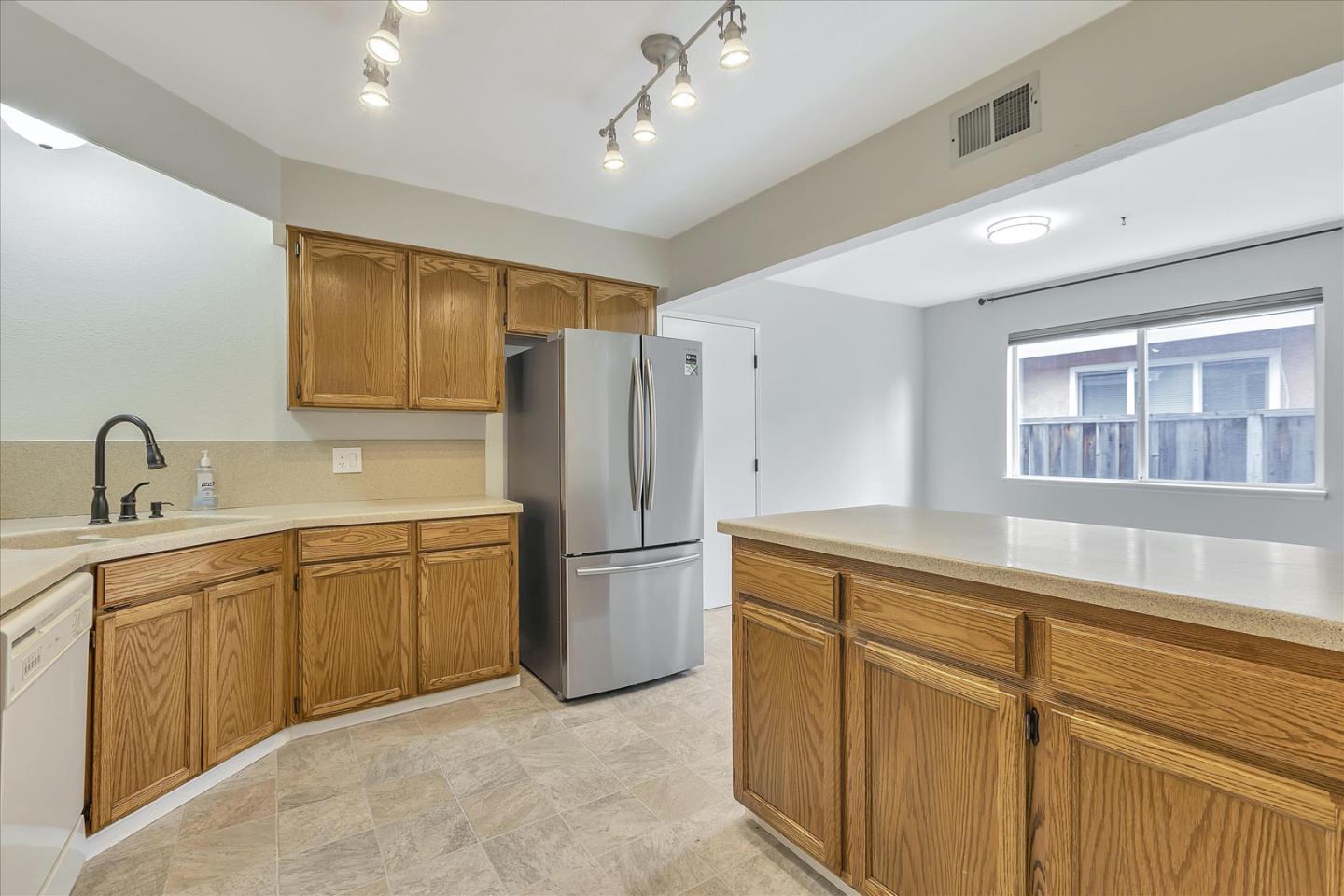 3645 Lindenwood Drive