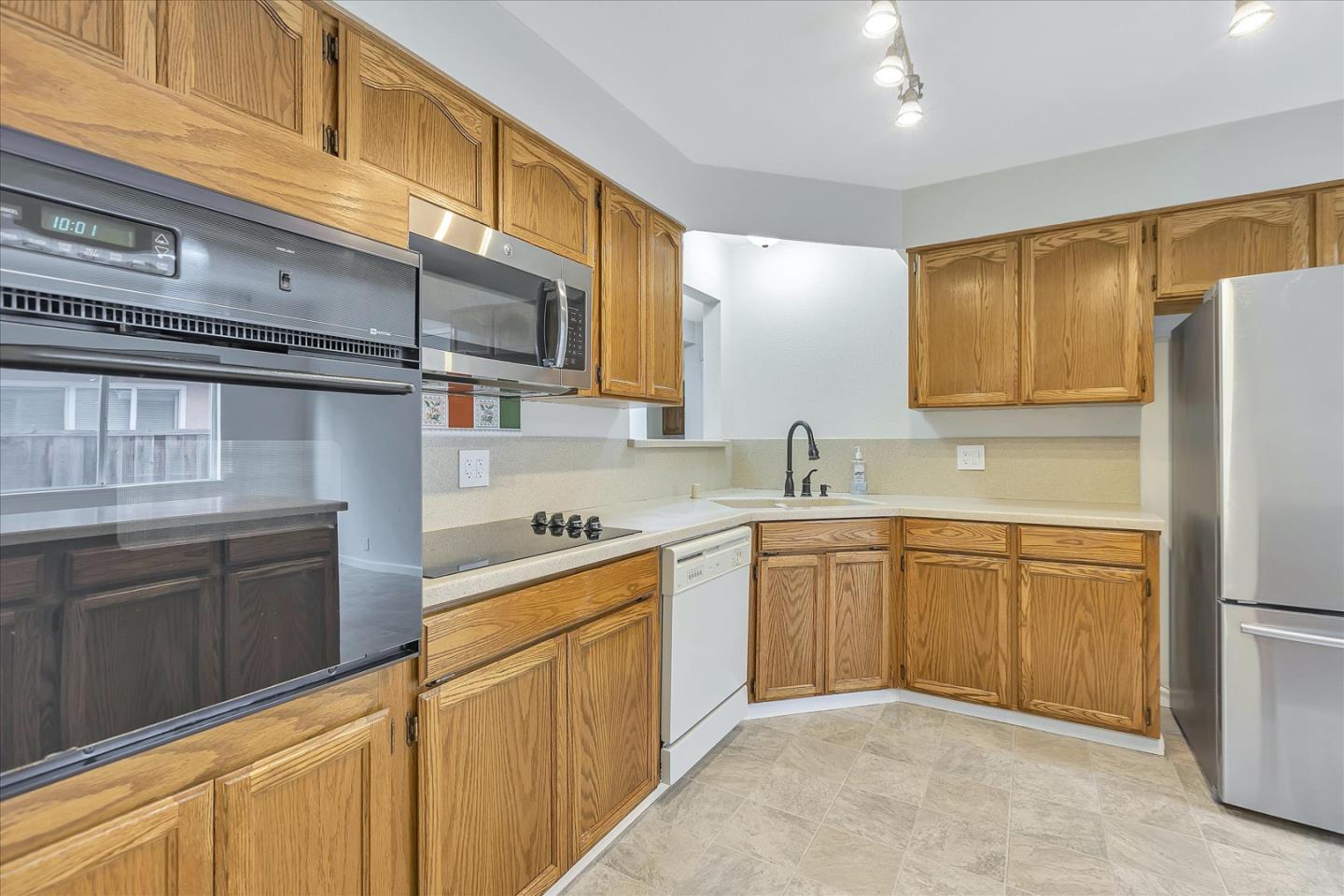 3645 Lindenwood Drive