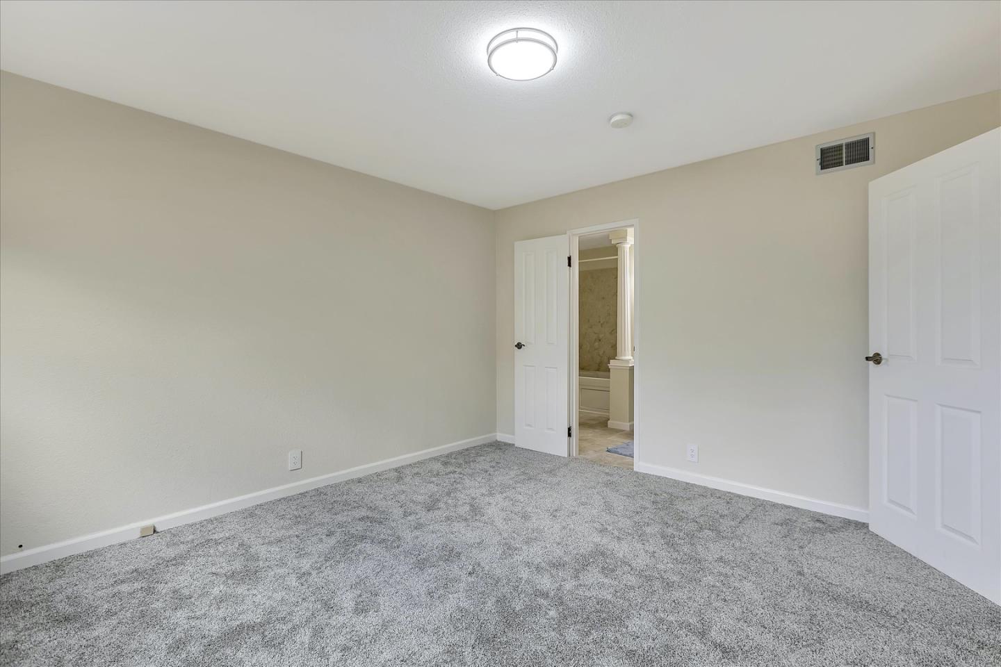 3645 Lindenwood Drive