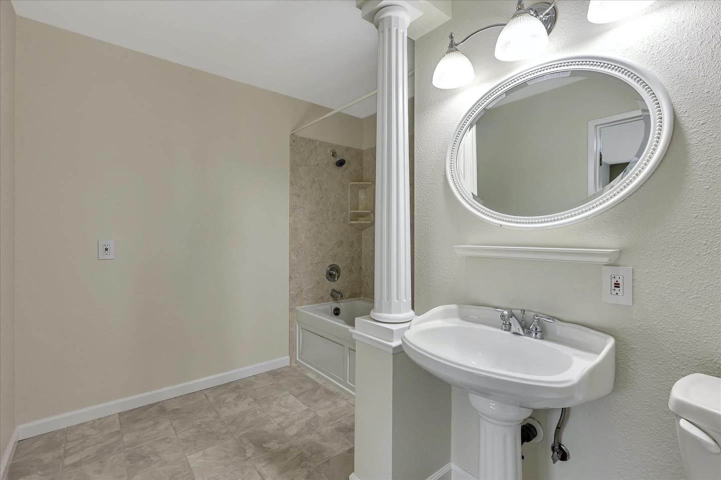 3645 Lindenwood Drive