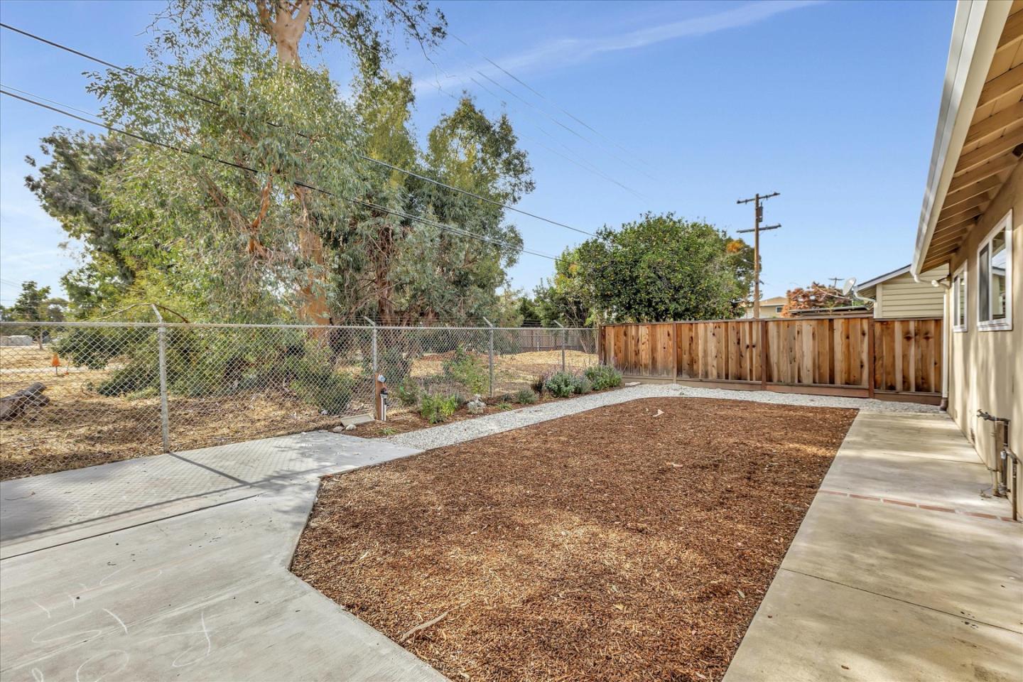 3645 Lindenwood Drive