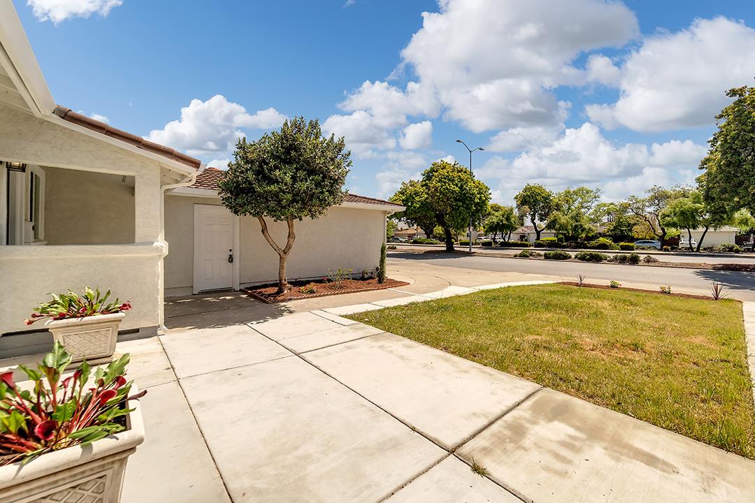 4657 Stevenson Boulevard