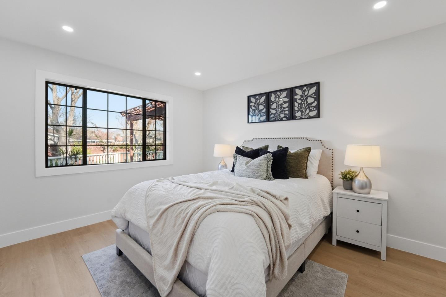 41392 Beatrice Street