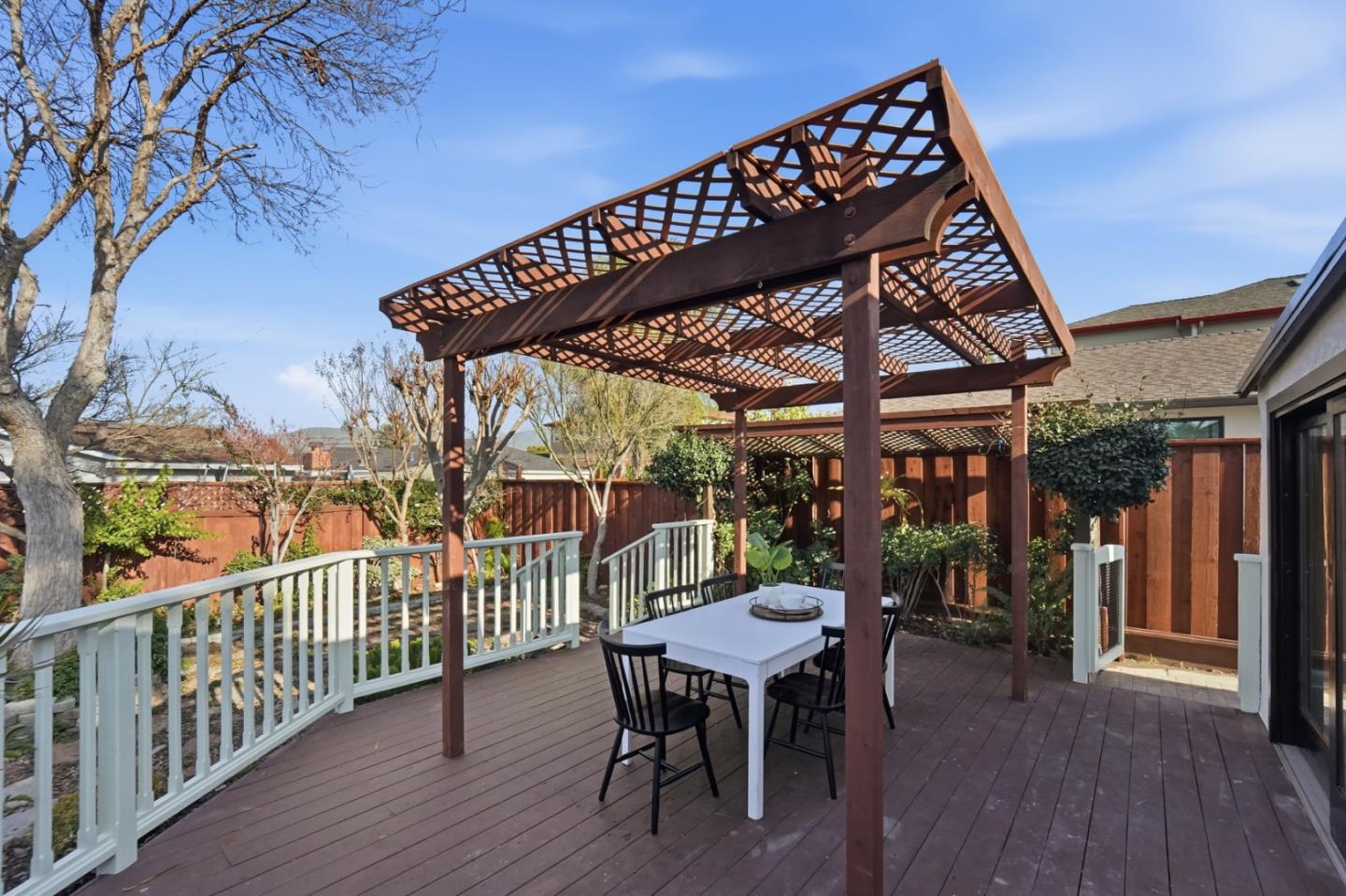 41392 Beatrice Street