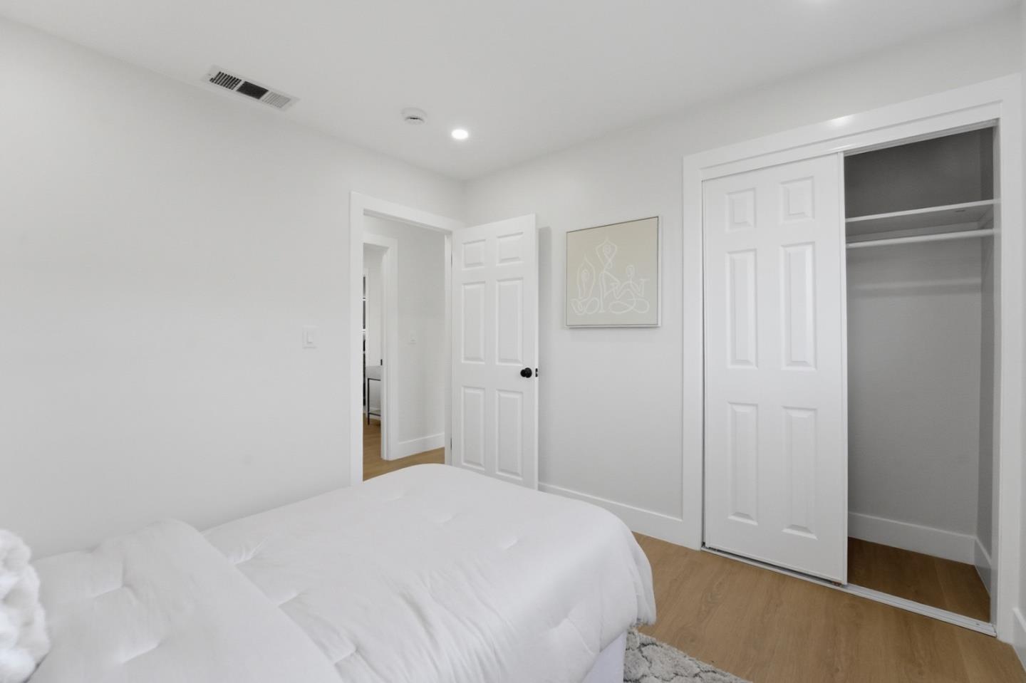 41392 Beatrice Street