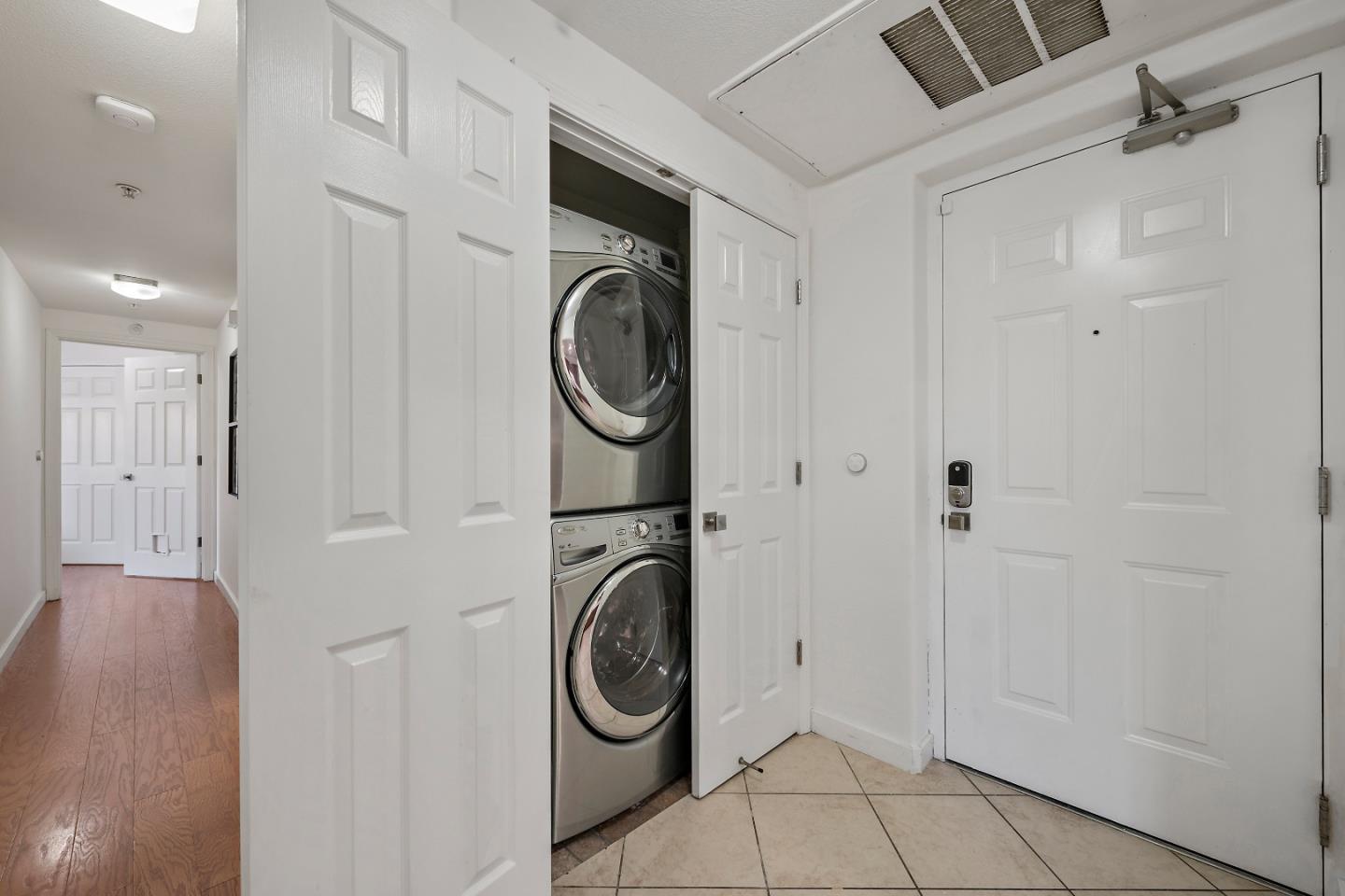 88 N Jackson AVE 105