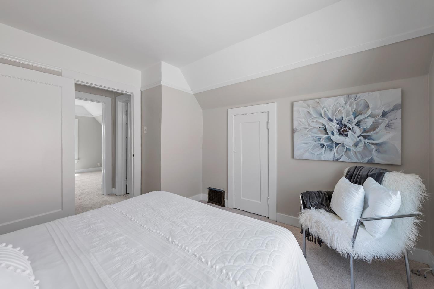 1633 E San Fernando ST