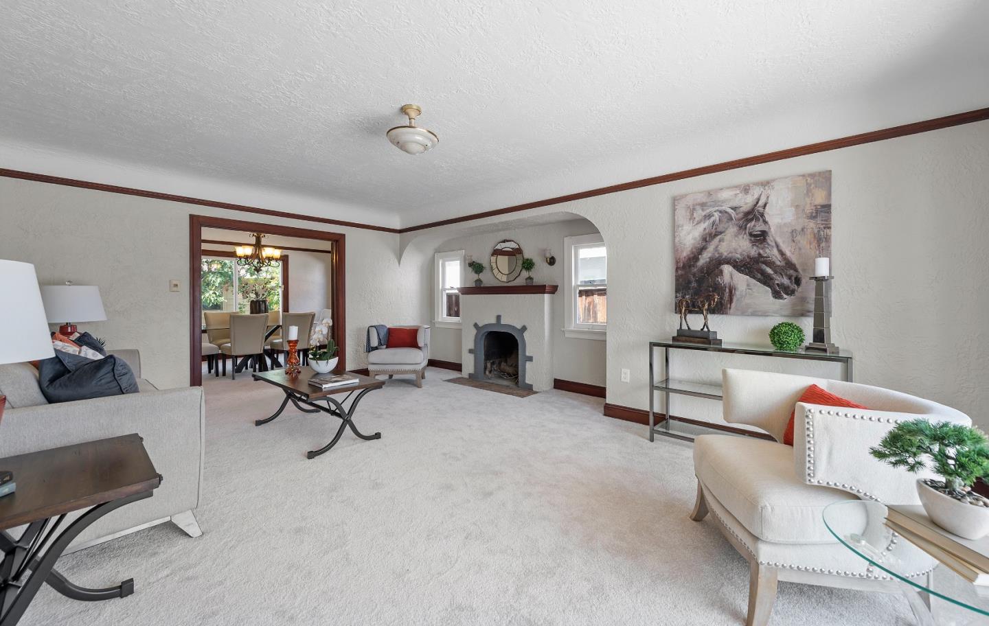 1633 E San Fernando ST