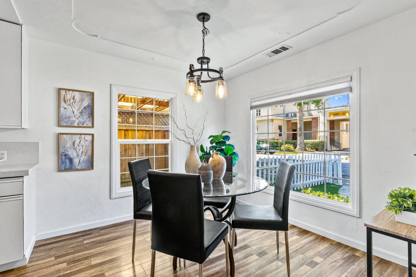 1062 W San Fernando ST