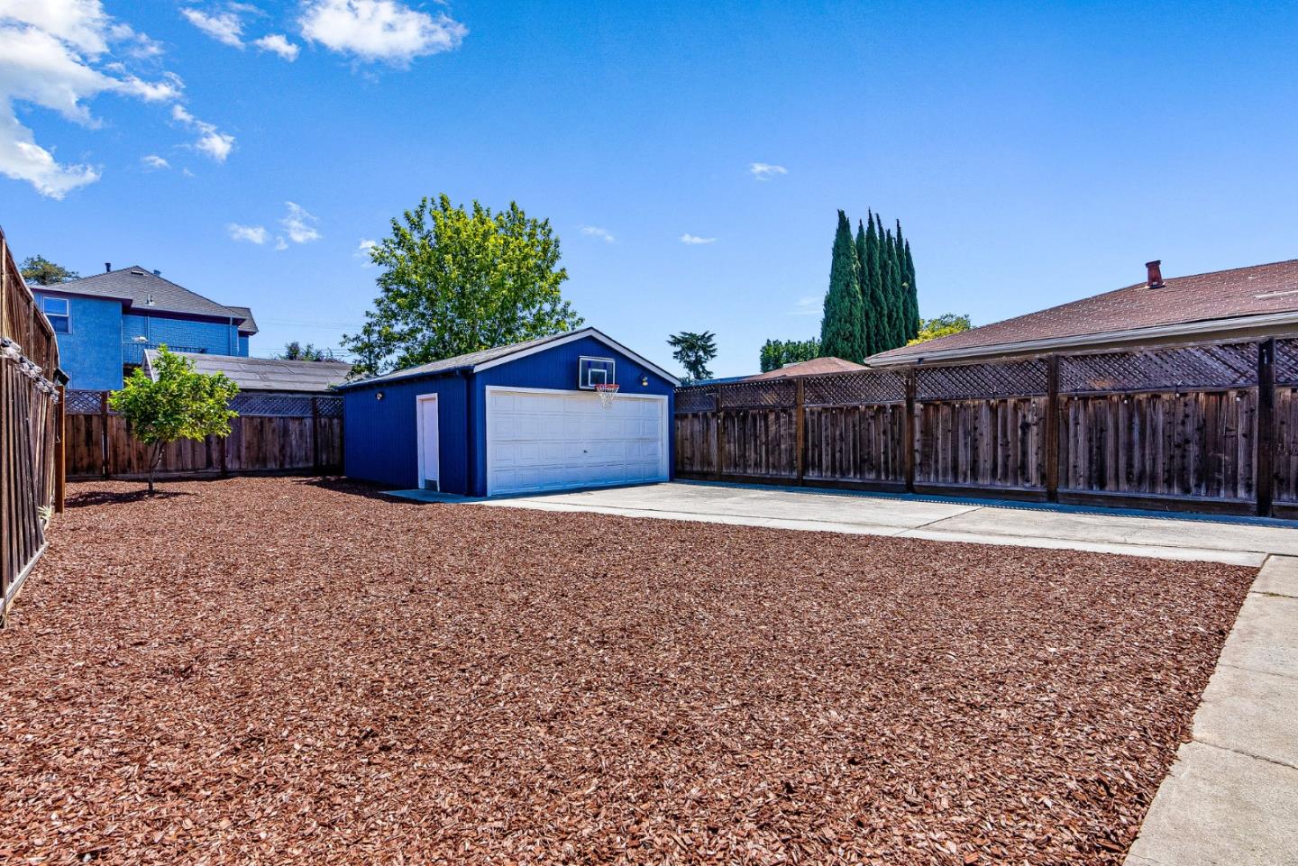 1062 W San Fernando ST