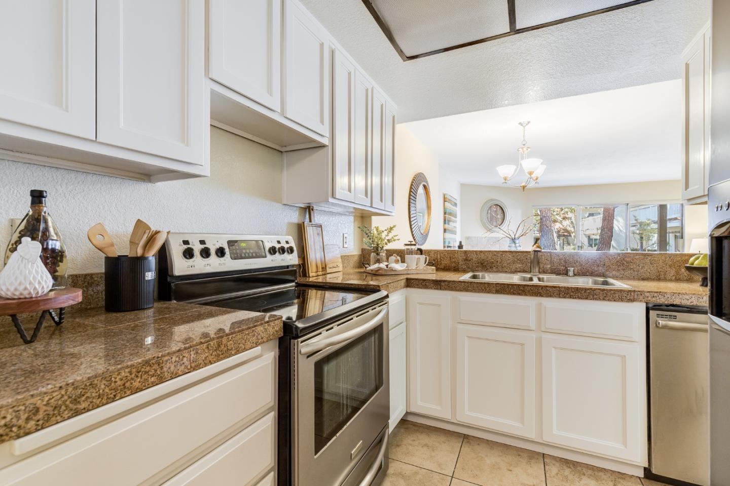 2197 Summerton Drive