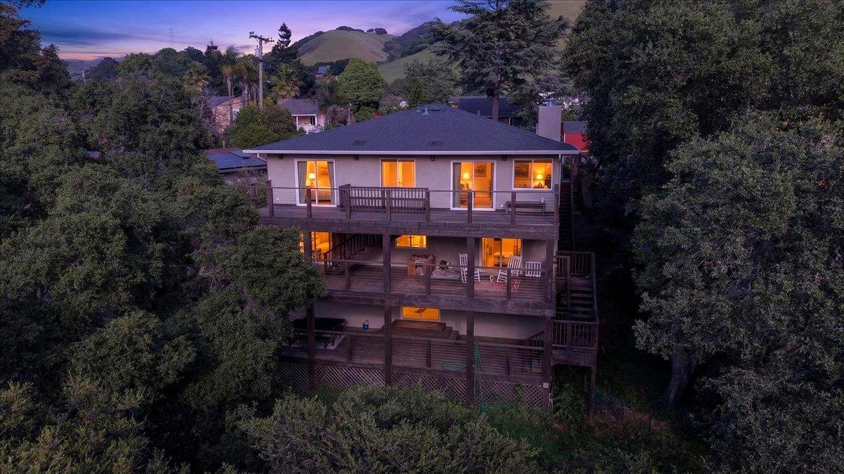 38047 Stenhammer Drive