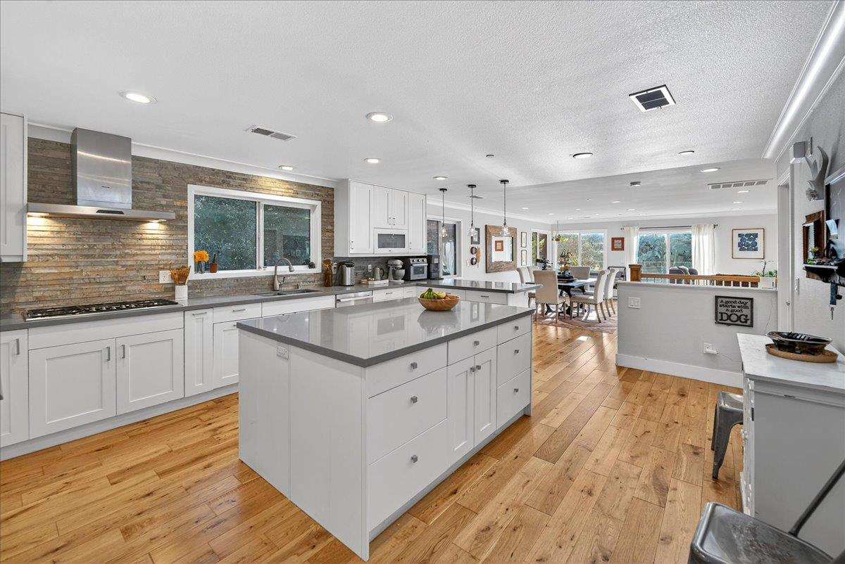 38047 Stenhammer Drive