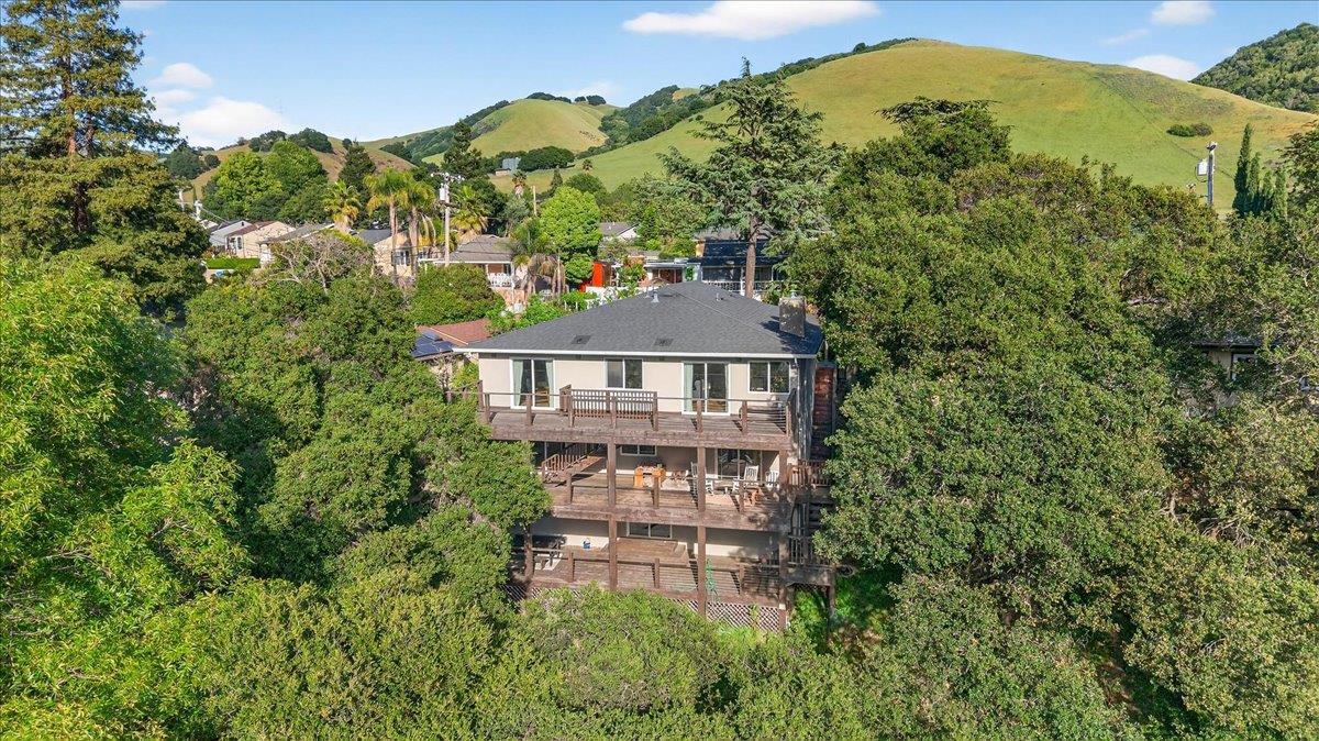 38047 Stenhammer Drive