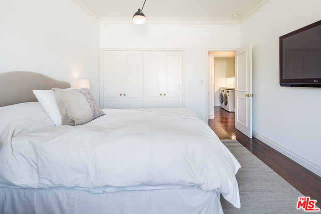 9601 CHARLEVILLE Unit: 20