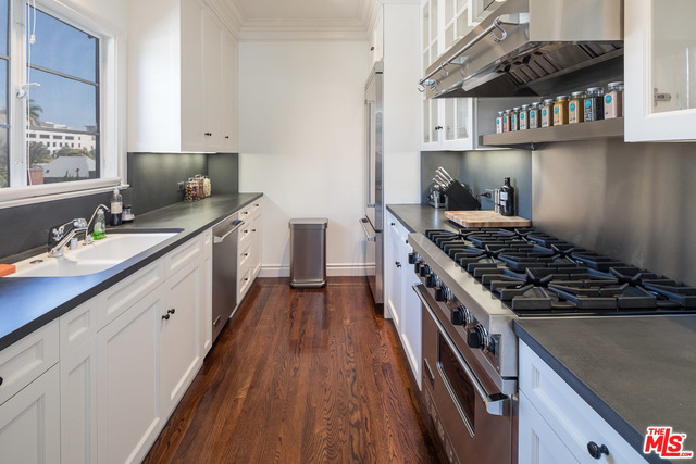 9601 CHARLEVILLE Unit: 20