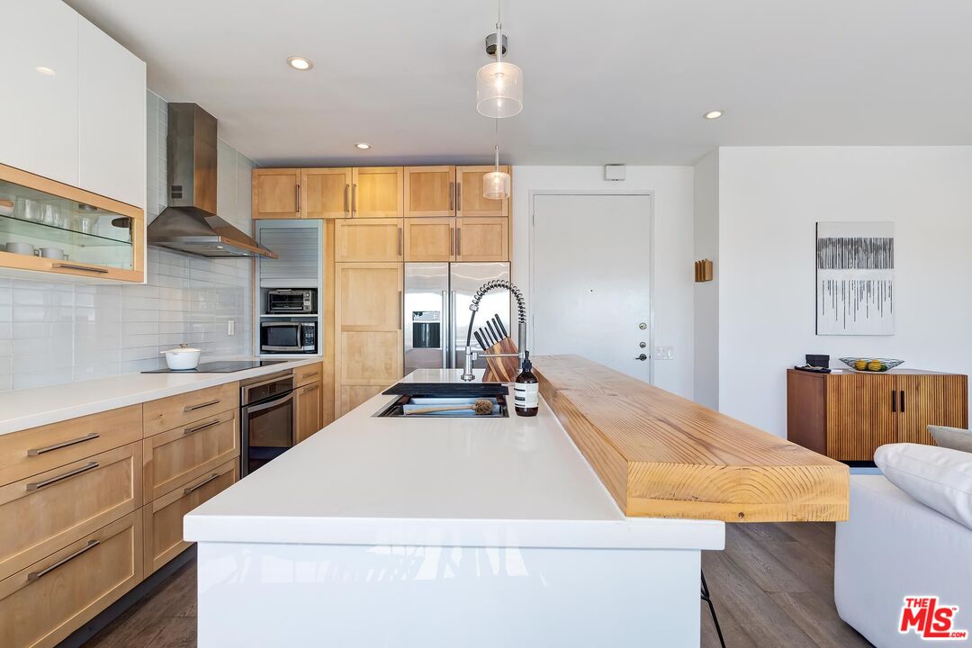 1115 S Elm Dr Unit: PH12