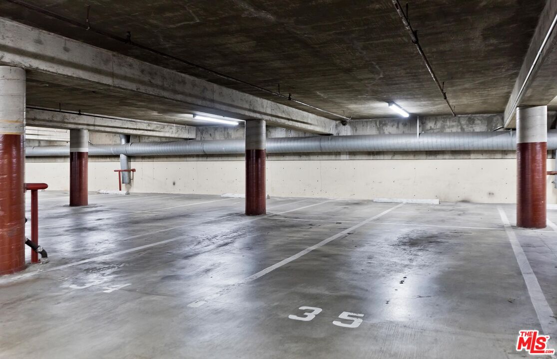 1115 S Elm Dr Unit: PH12