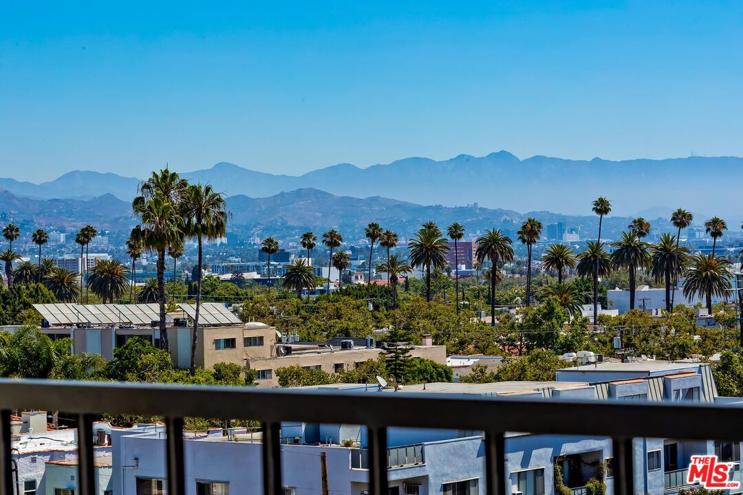 1115 S Elm Dr Unit: PH12