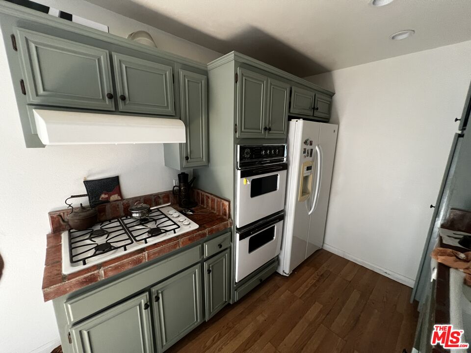 1044 20th St Unit: 11