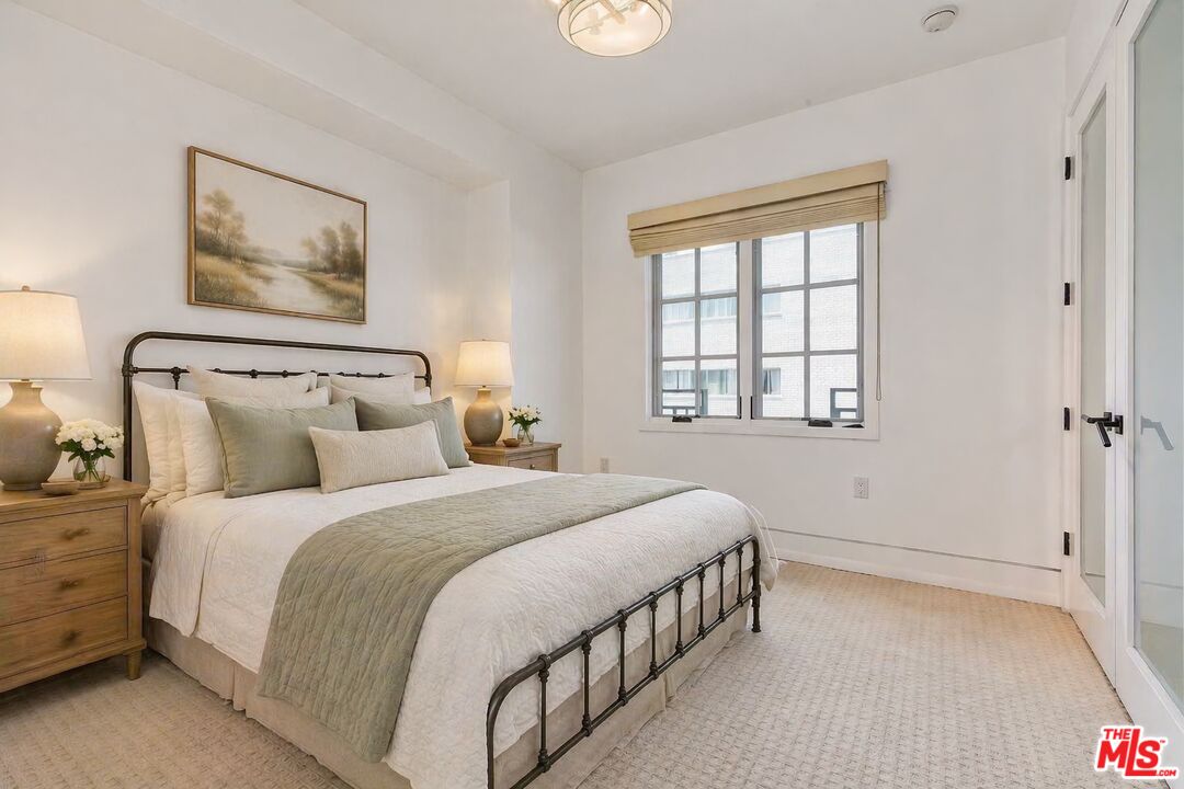 225 S Hamilton Dr Unit: 106