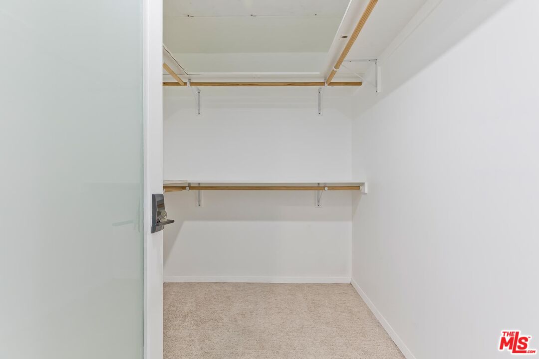 225 S Hamilton Dr Unit: 106