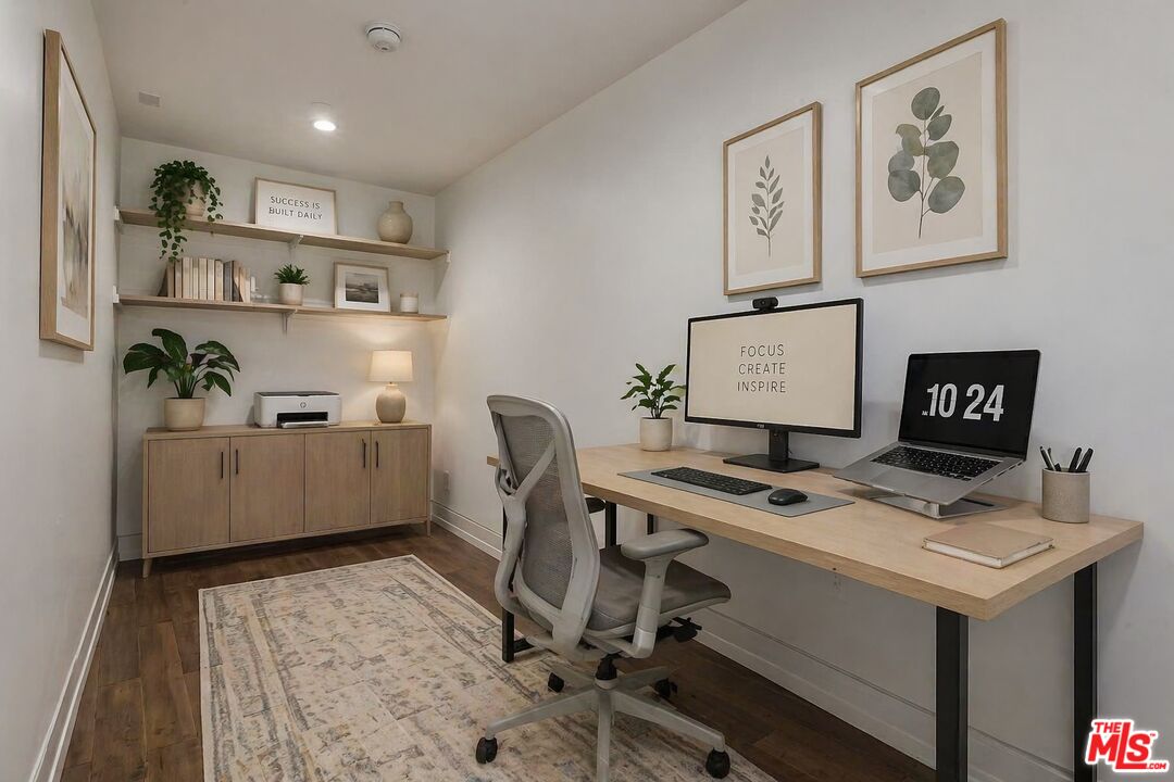 225 S Hamilton Dr Unit: 106