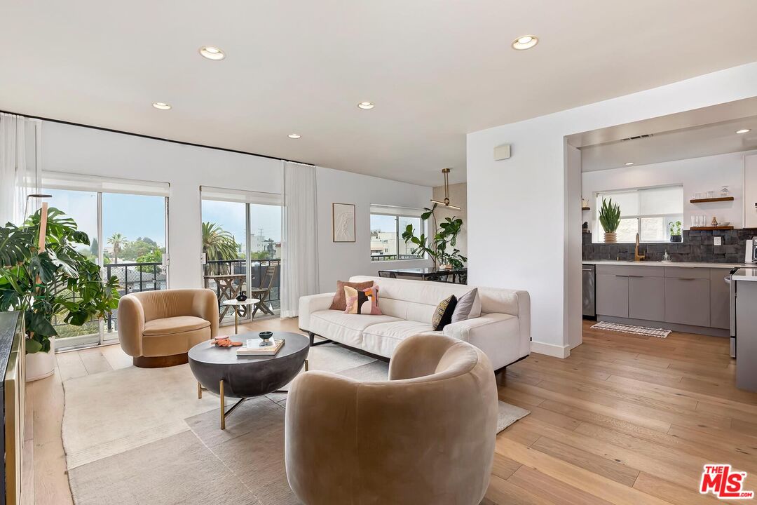 1115 S Elm Dr Unit: 411