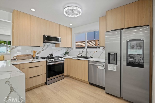 6620 Brennan AVE