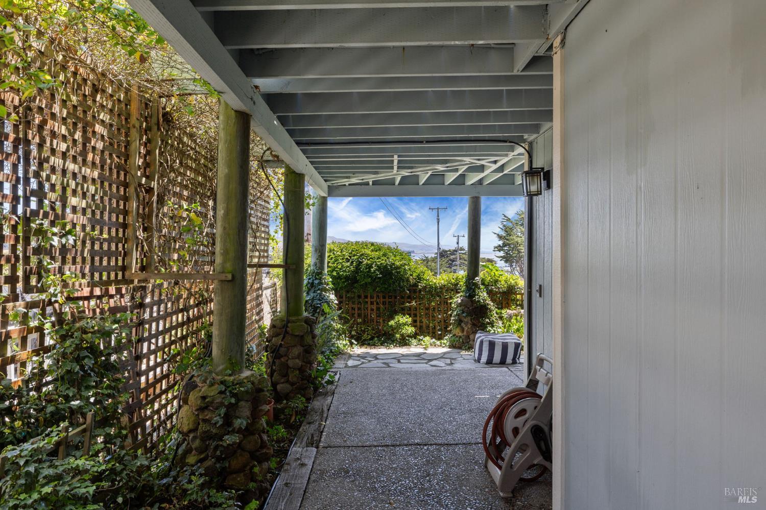 1846 Whaleship Rd