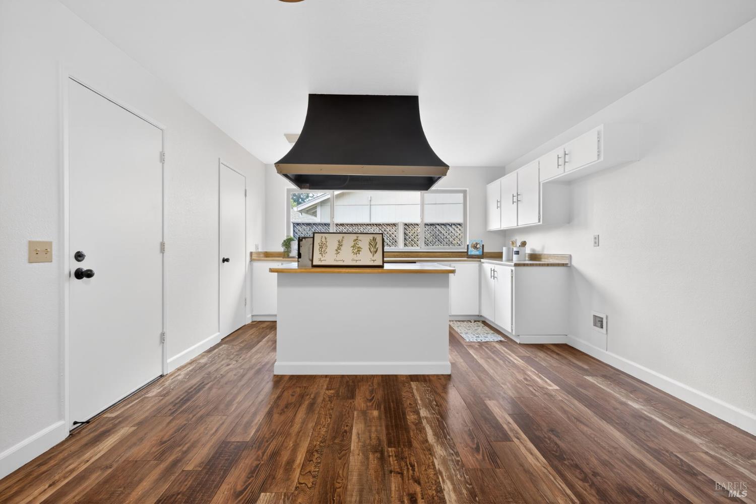 2331 Donna Maria Way