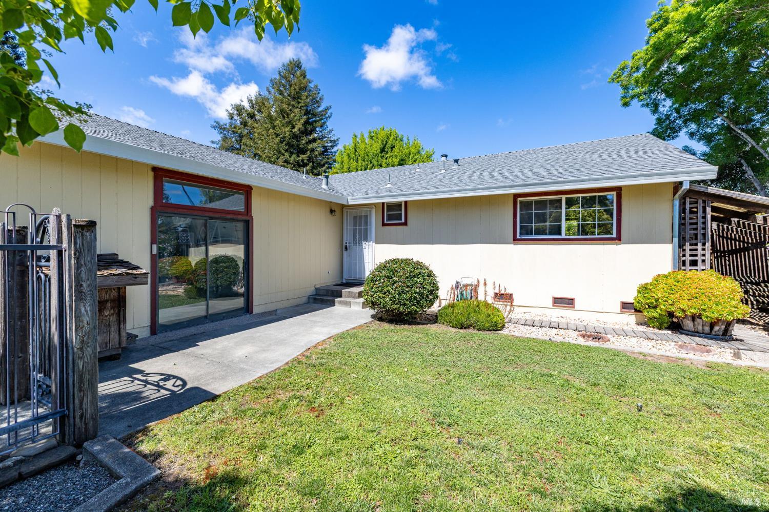 2331 Donna Maria Way