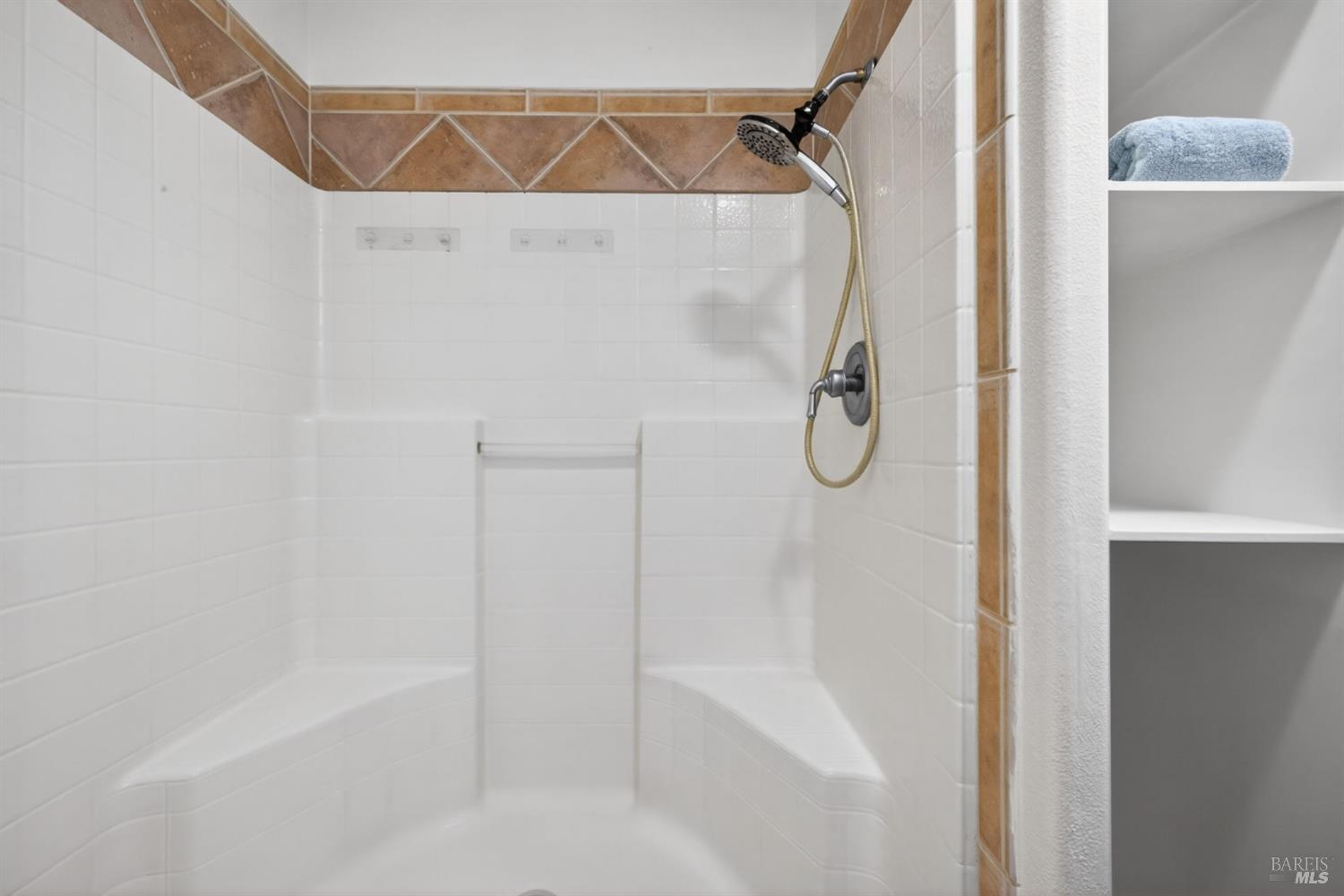 2331 Donna Maria Way