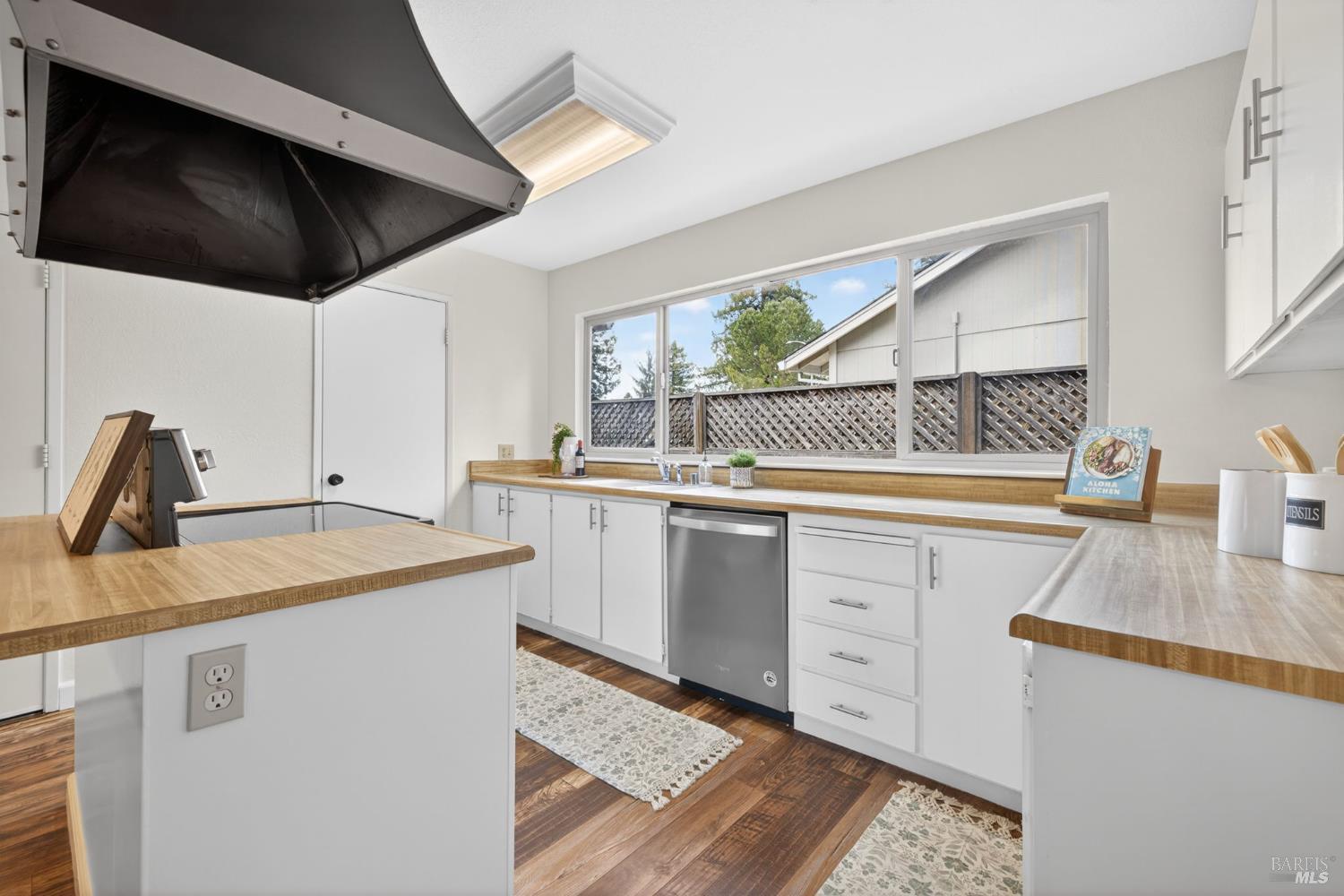 2331 Donna Maria Way