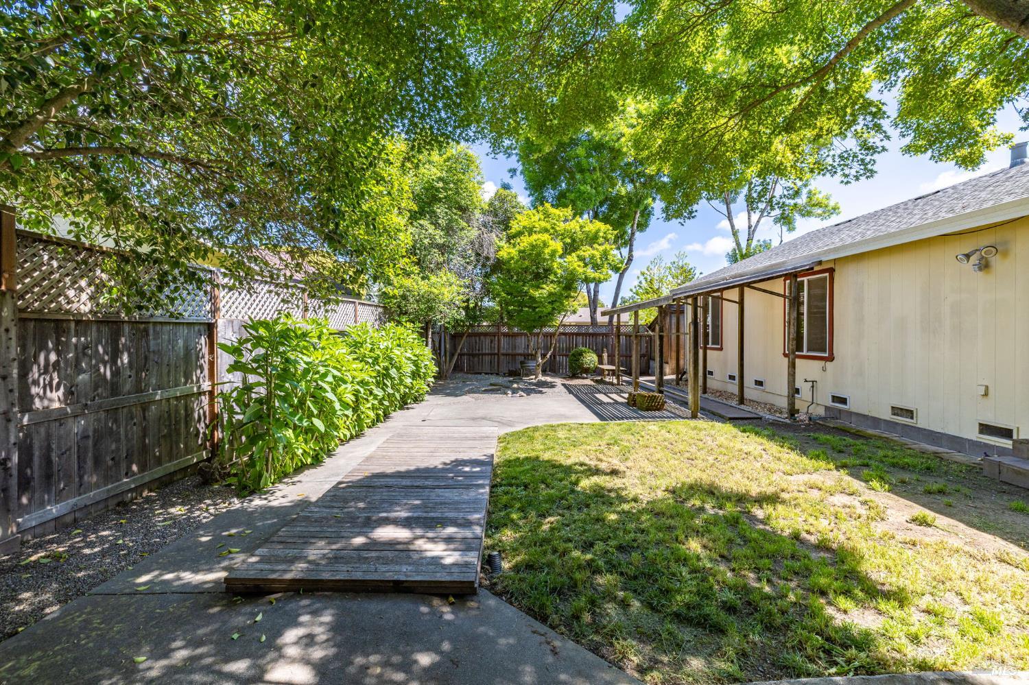 2331 Donna Maria Way