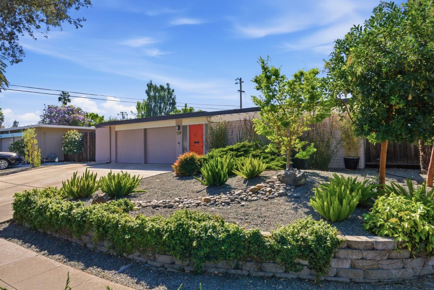 1137 Maraschino Drive