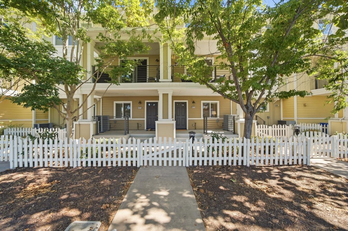 40733 Greystone TER 4