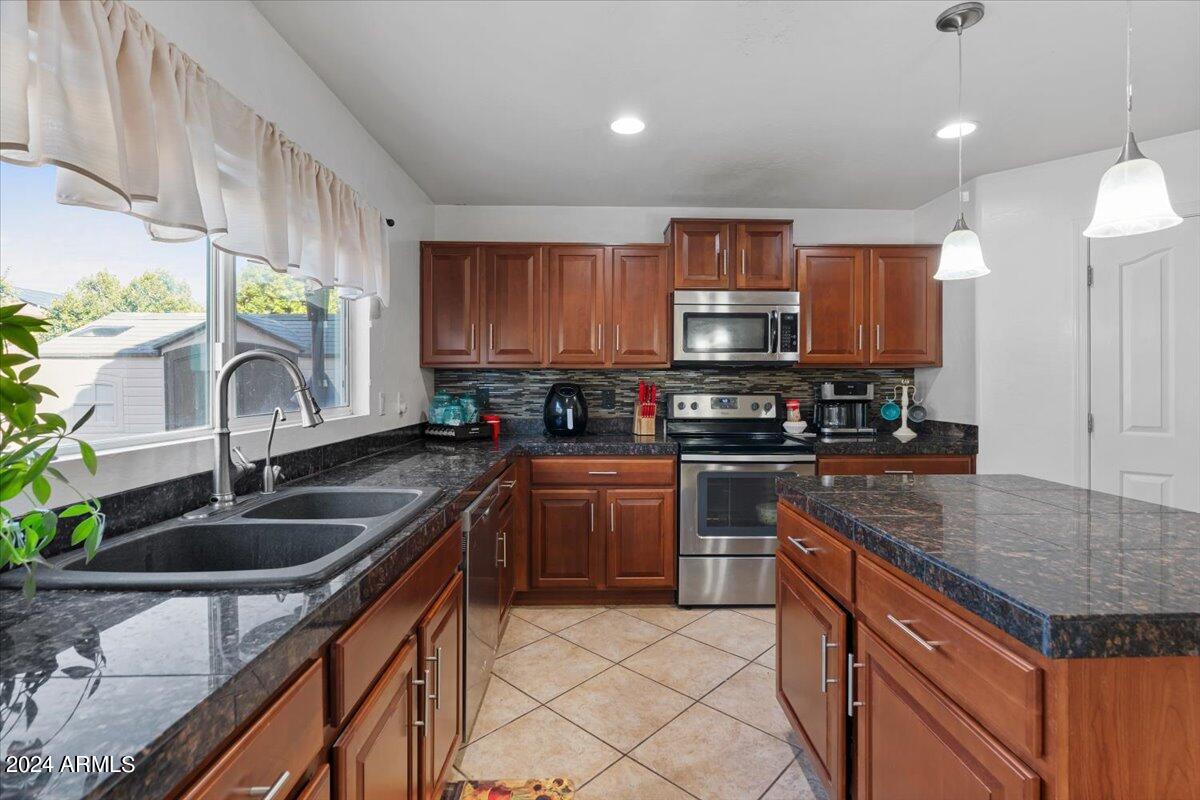 3406 E SUPERIOR Road