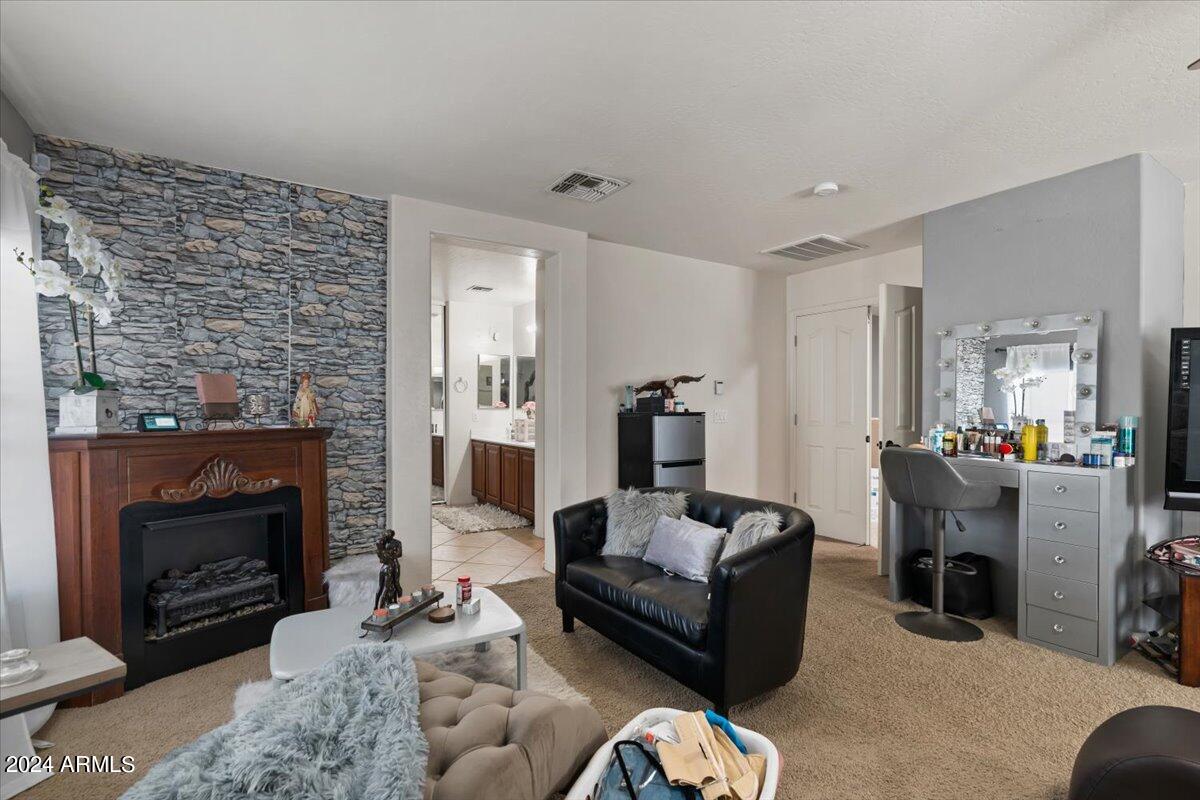 3406 E SUPERIOR Road