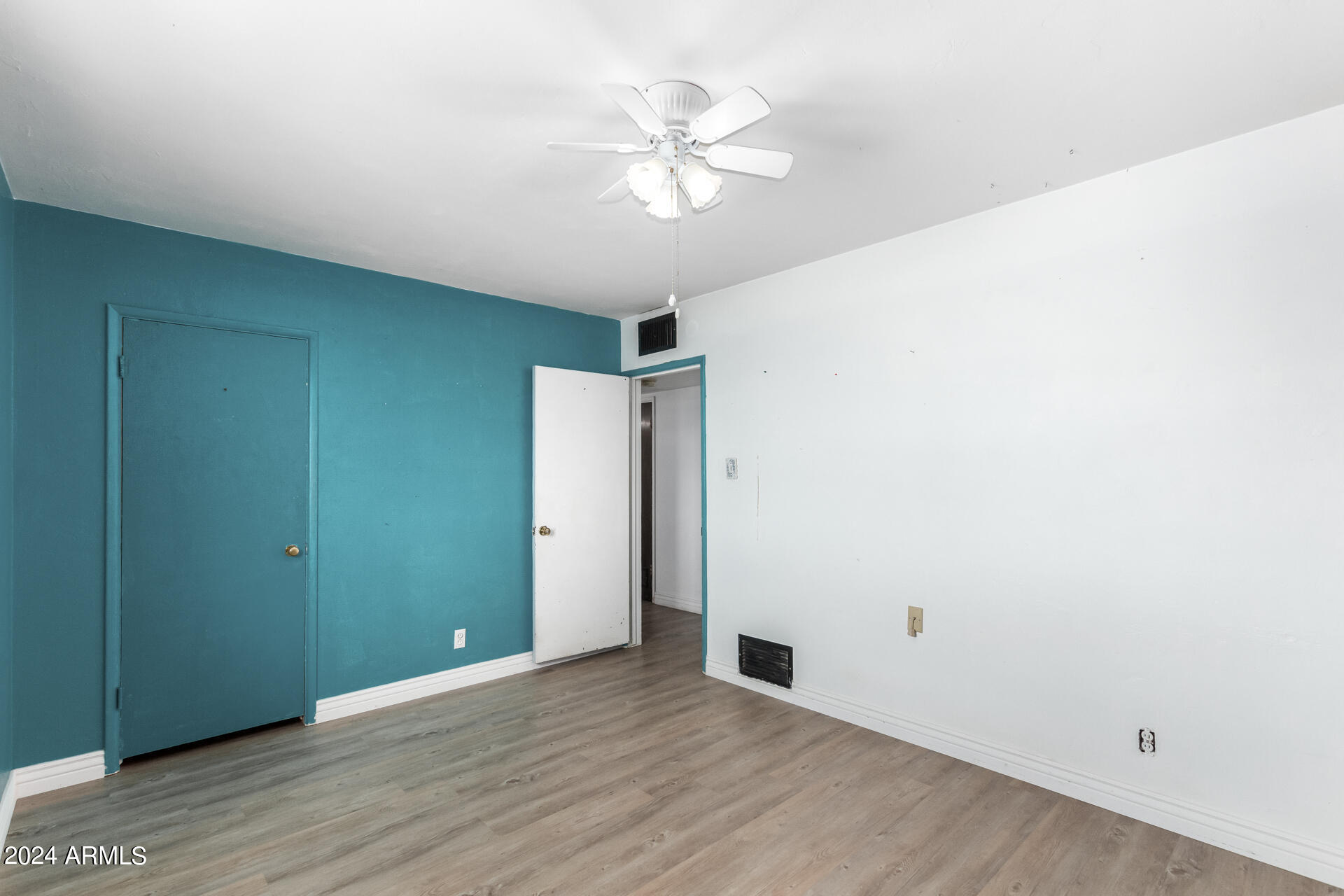 915 W 19TH Street