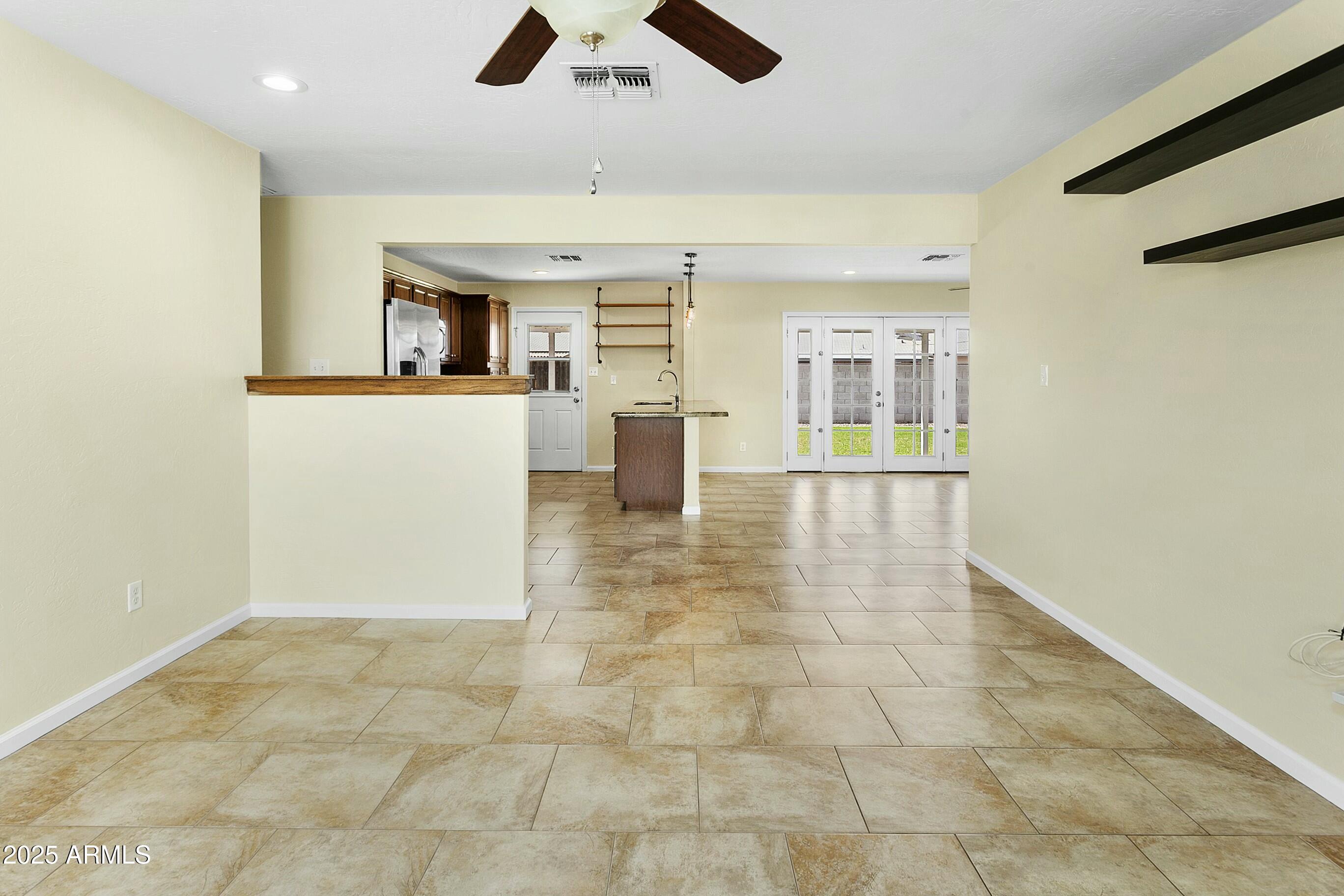 23 W FAIRMONT Drive