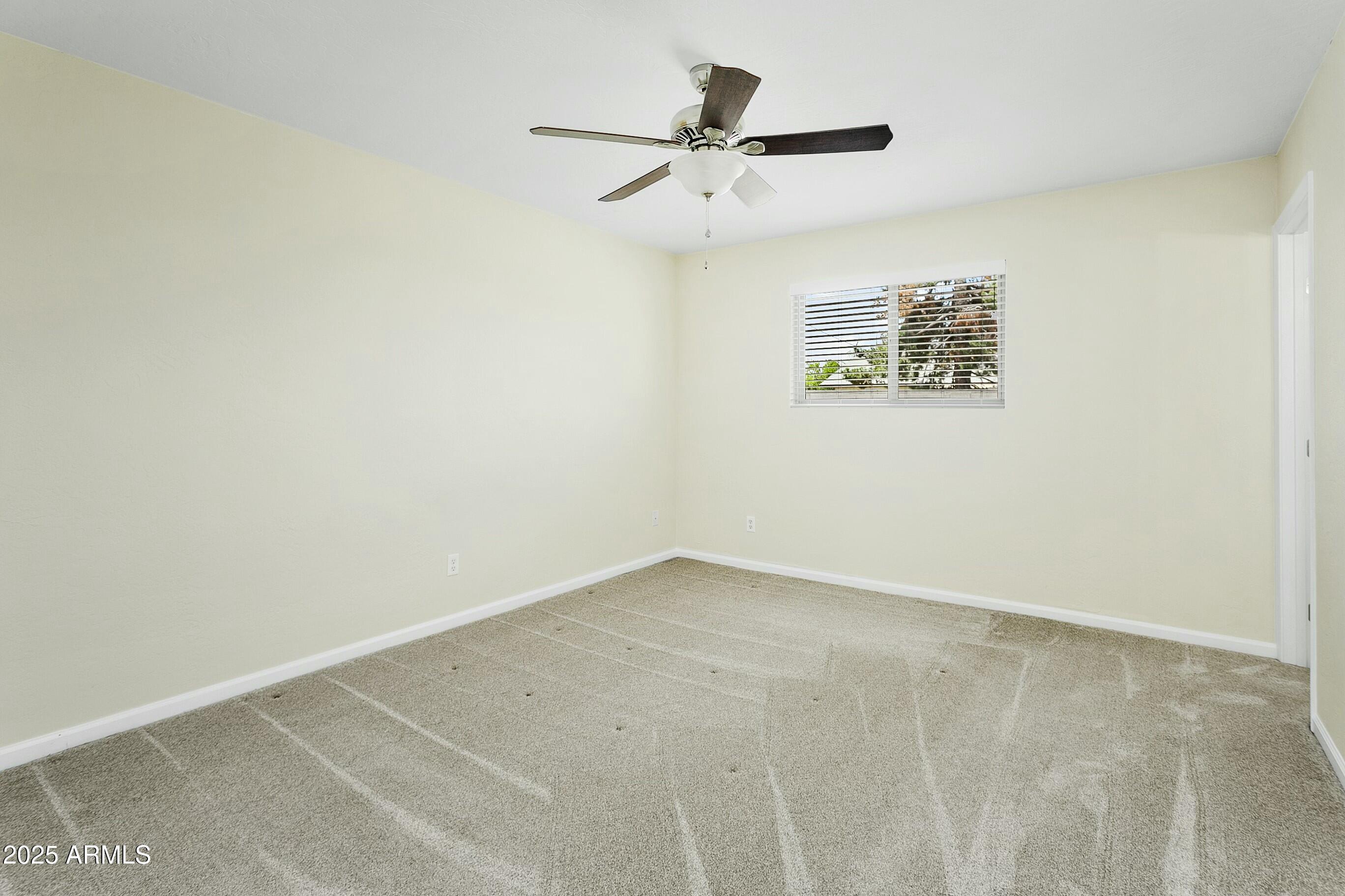 23 W FAIRMONT Drive