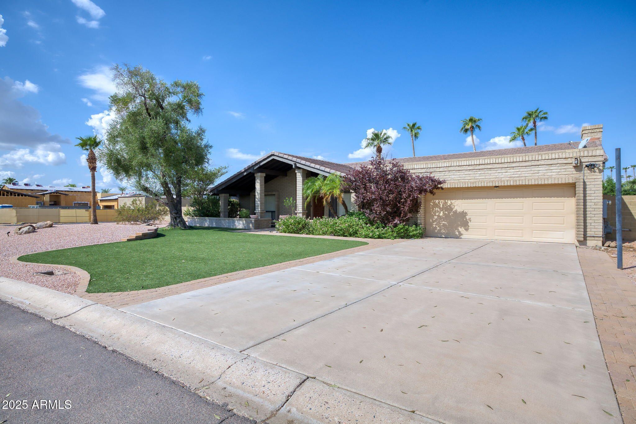 12070 N 76TH Place