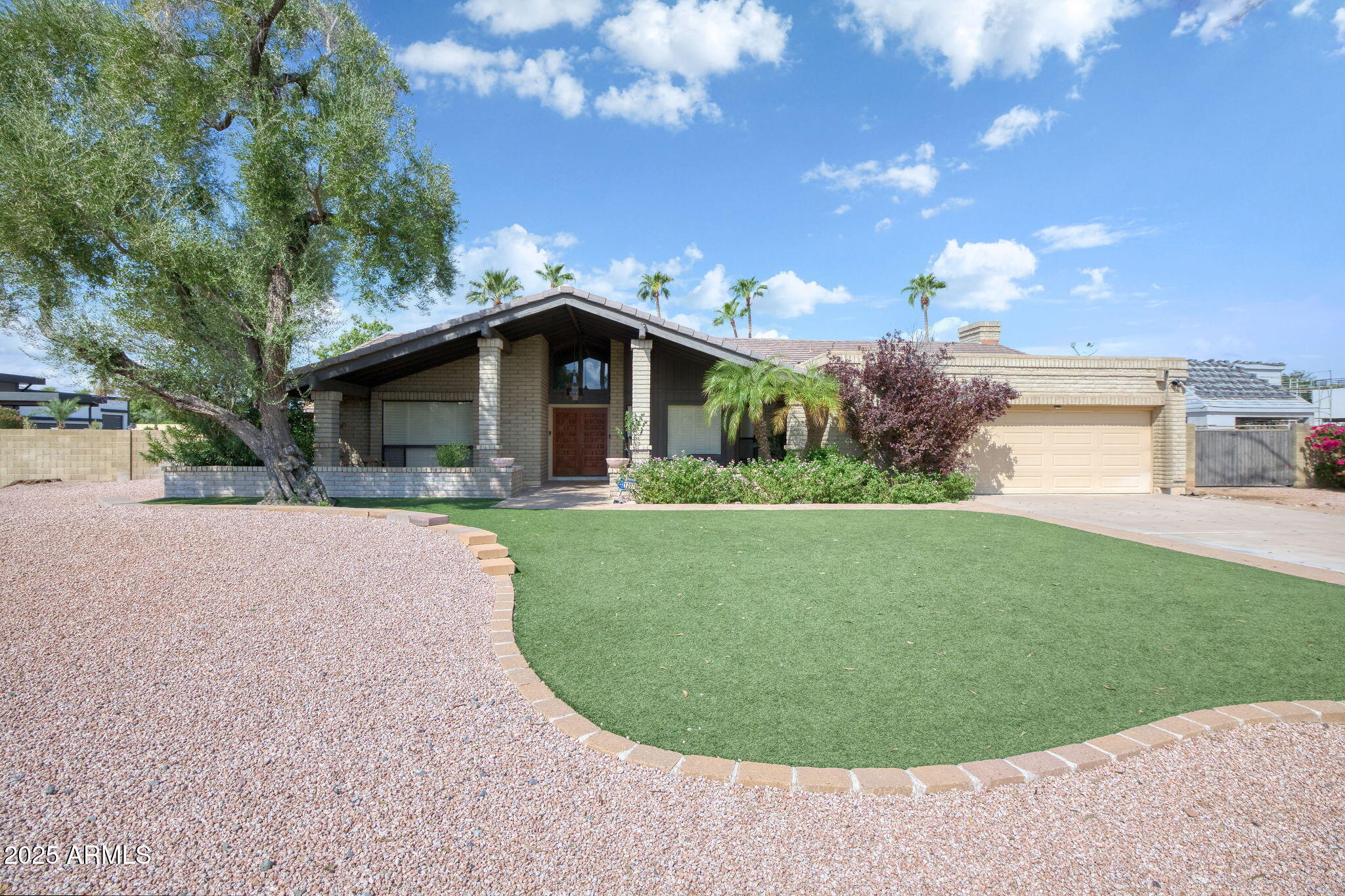 12070 N 76TH Place