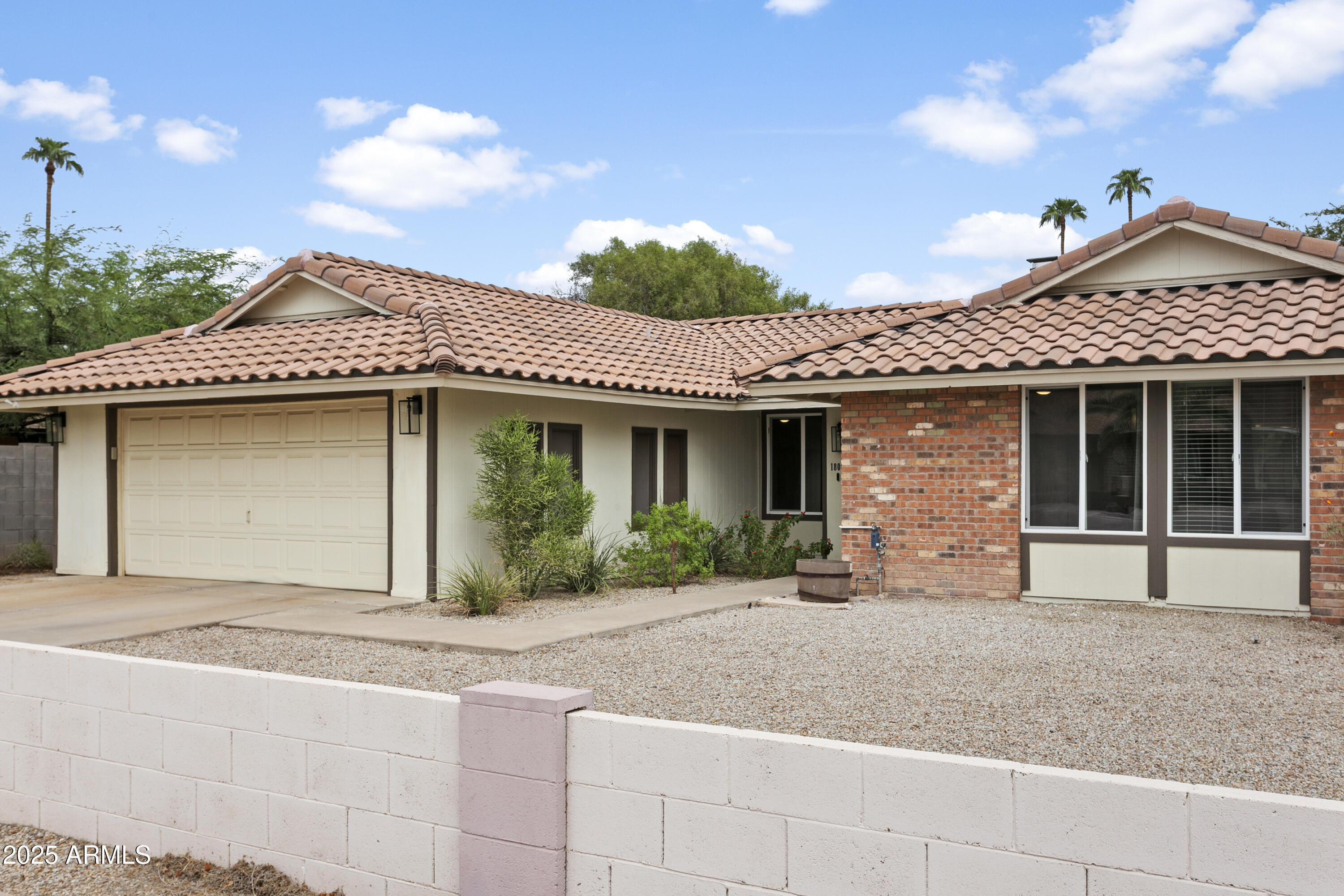 1808 W KEATING Avenue