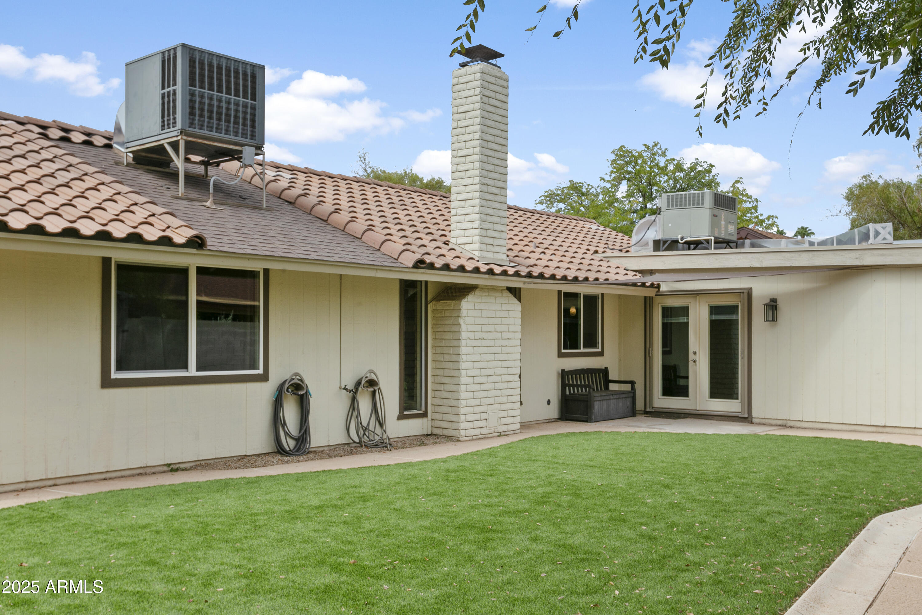1808 W KEATING Avenue