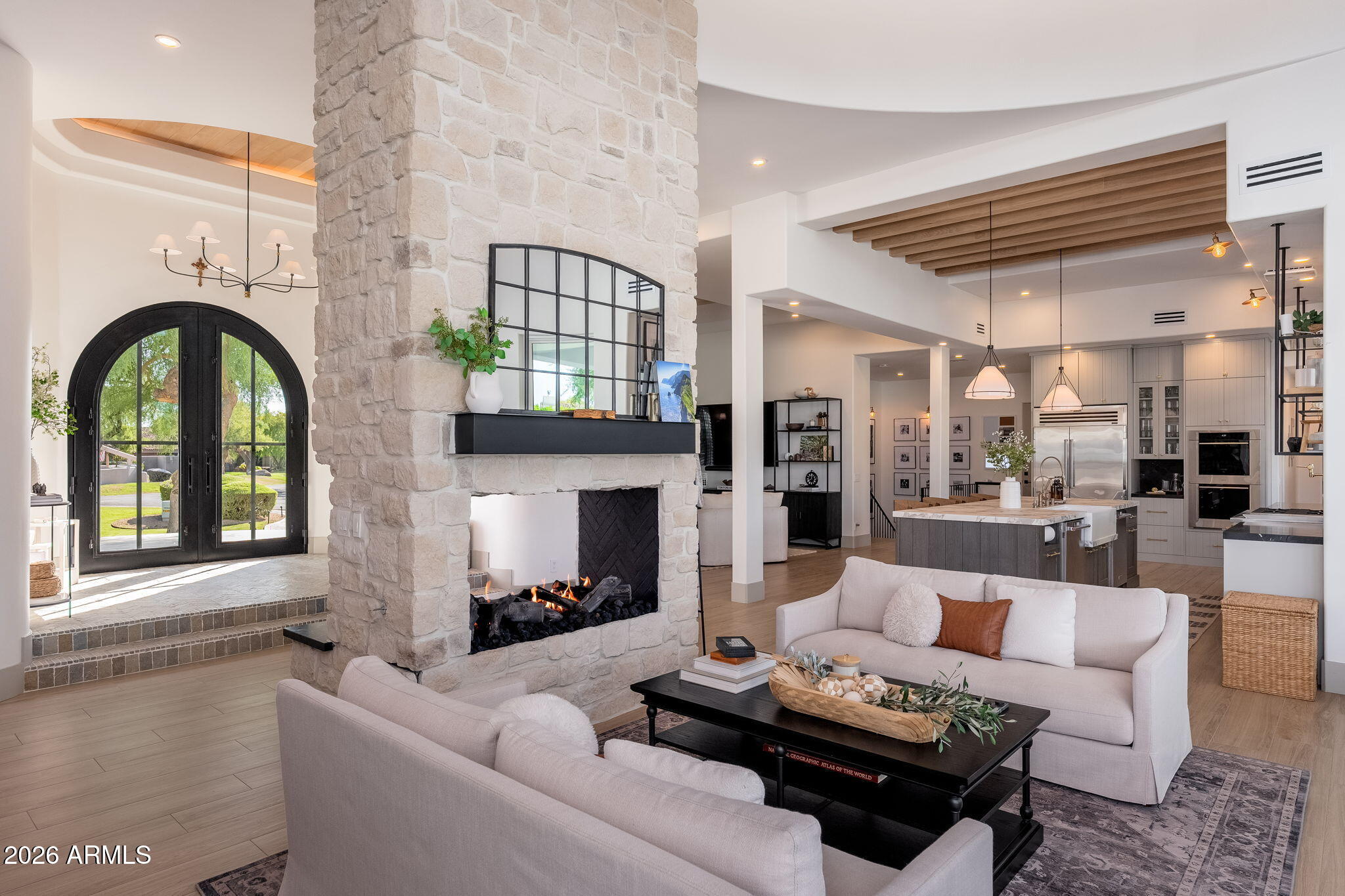 1225 E WARNER Road 15